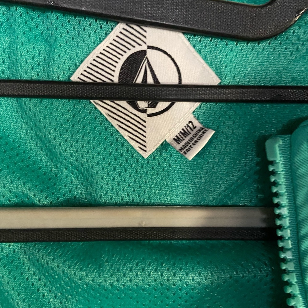 Volcom Hooded Jacket - Picture 3 of 6
